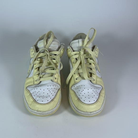 Nike Dunk Low - Picture 2 of 6